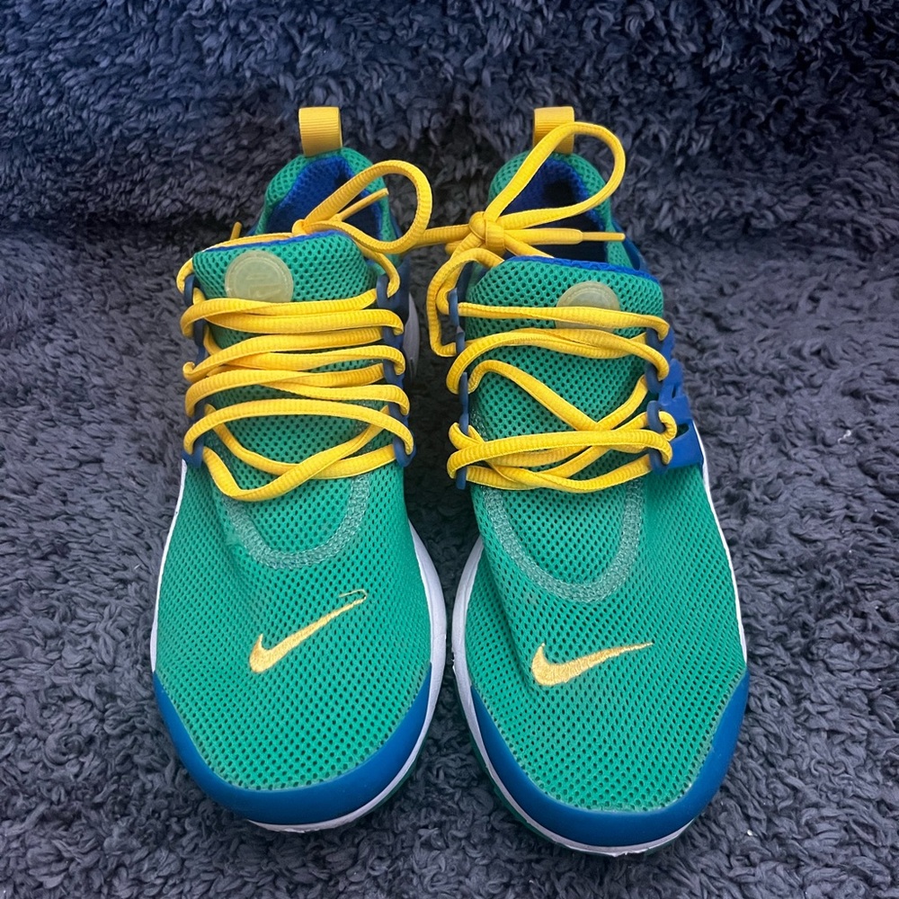 Nike Mens' Green and Yellow Sneakers
